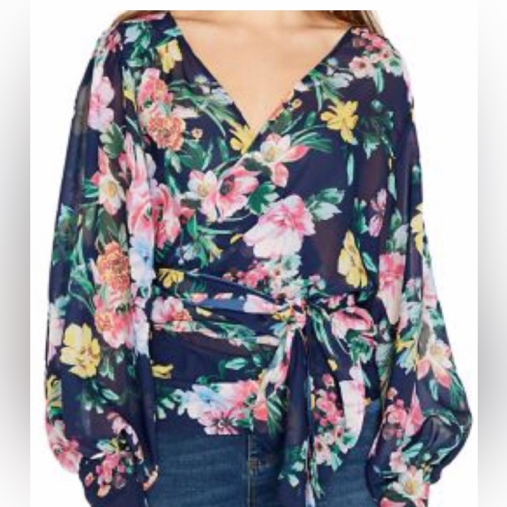 NEW ! Buffalo David Bitton Flowered Wrap - Size Medium 🇨🇦